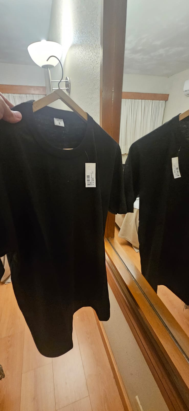 Remeras negras lisas